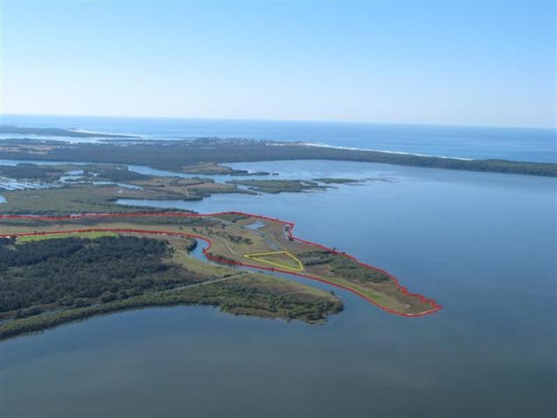 718 North Bank Road, Palmers Island NSW 2463