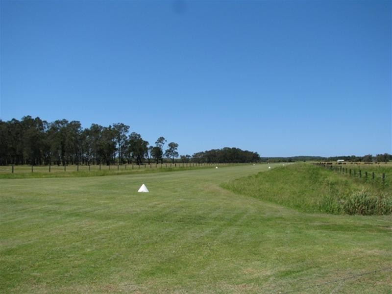 718 North Bank Road, Palmers Island NSW 2463