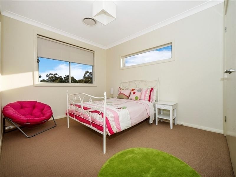 10 Jupiter Circuit, Cameron Park NSW 2285