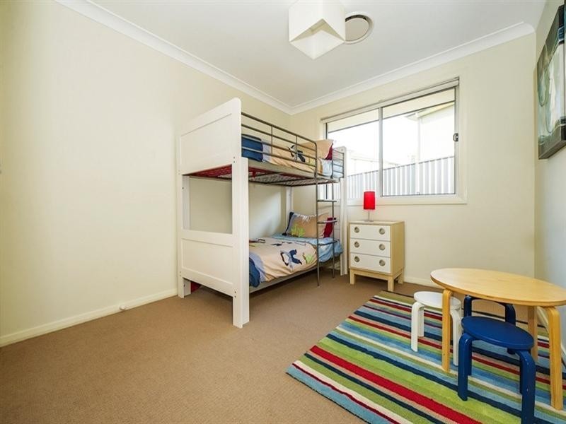 10 Jupiter Circuit, Cameron Park NSW 2285