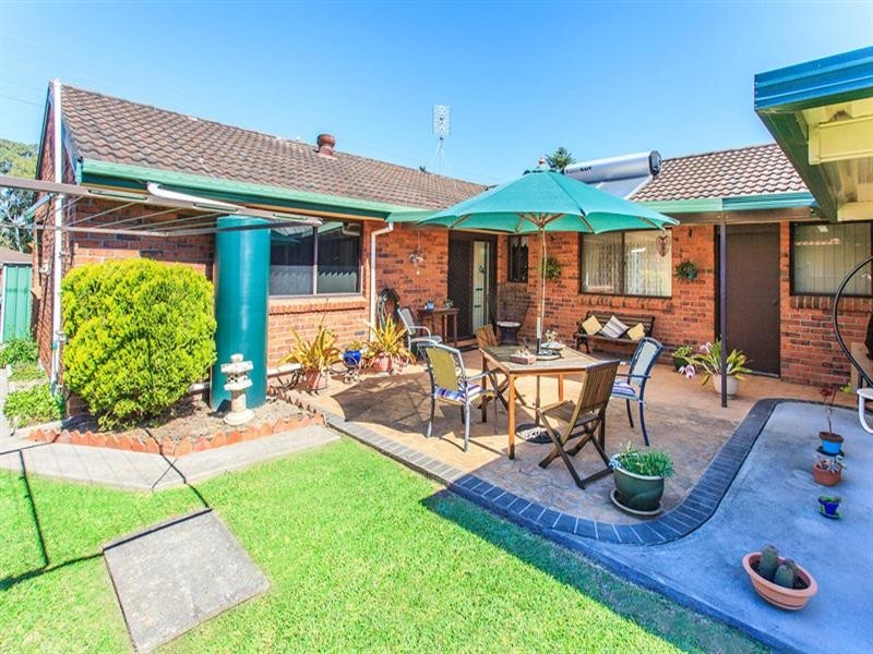 2/8 Baronet Close, Floraville NSW 2280