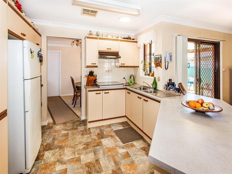 2/8 Baronet Close, Floraville NSW 2280