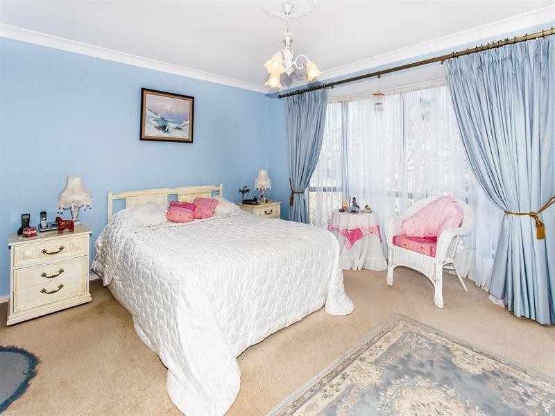 2/8 Baronet Close, Floraville NSW 2280