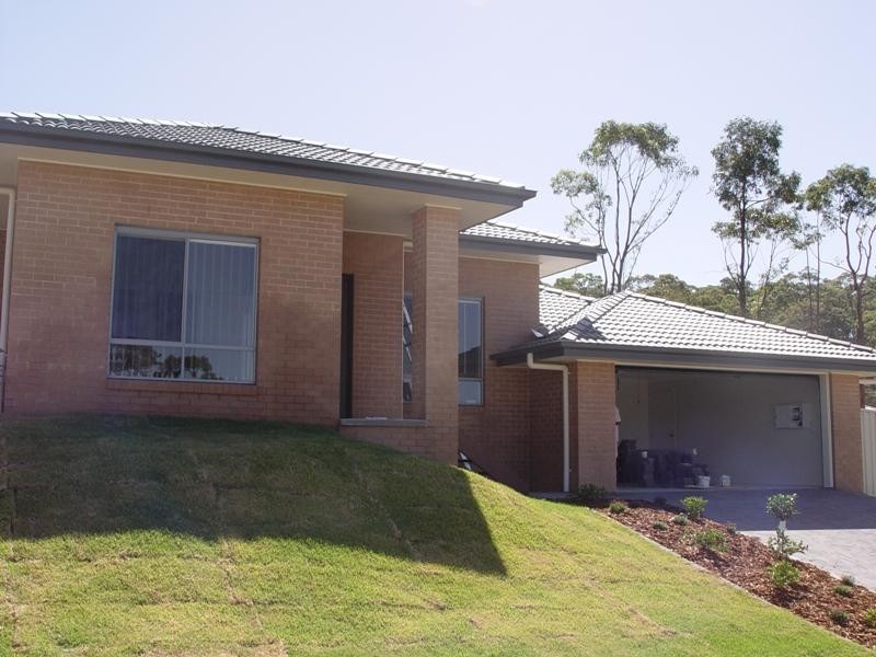 32 Blackwood Circuit, Cameron Park NSW 2285