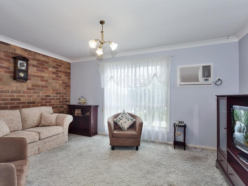 1/2 HERD Street, Mount Hutton NSW 2290