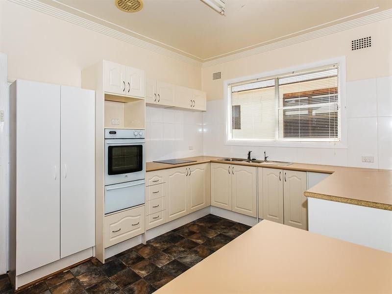 286 Pacific Highway, Belmont North NSW 2280
