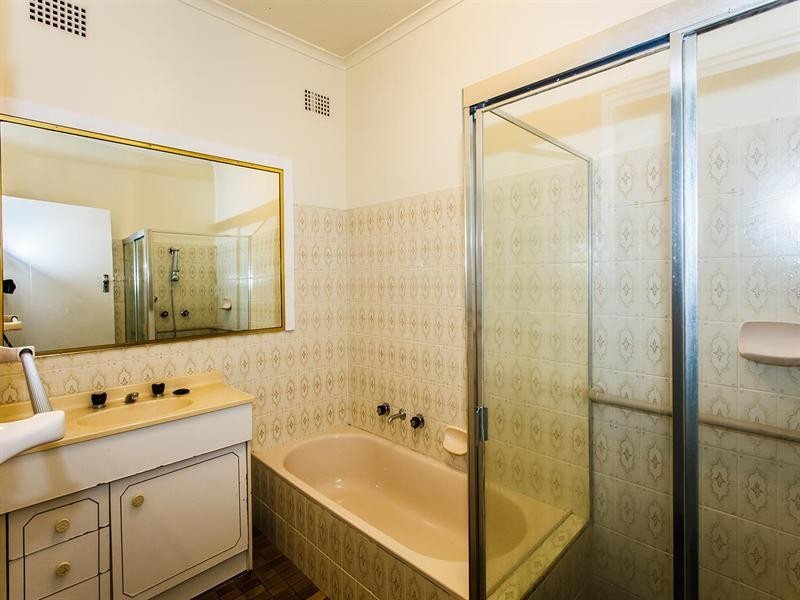 286 Pacific Highway, Belmont North NSW 2280