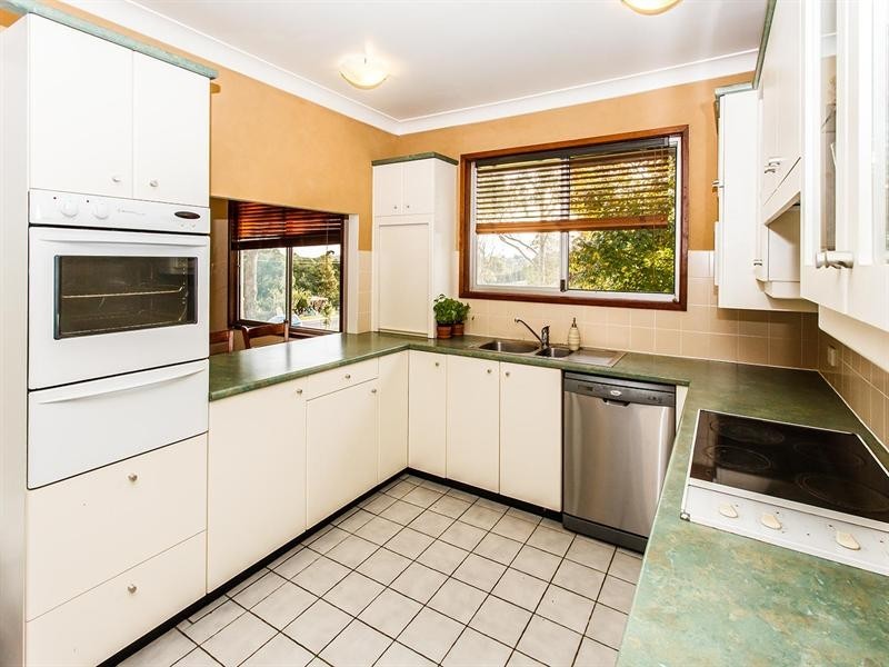 72 Wimbledon Grove, Garden Suburb NSW 2289
