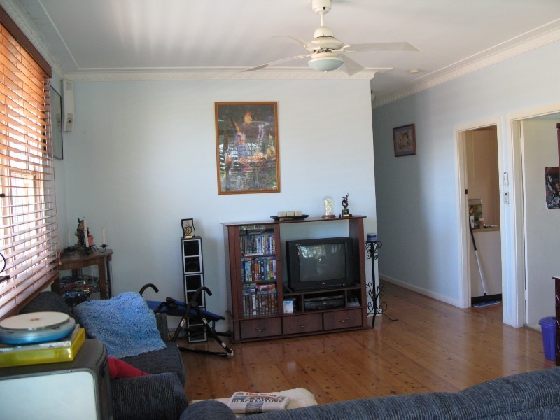 14 Nikkinbah Street, Belmont North NSW 2280