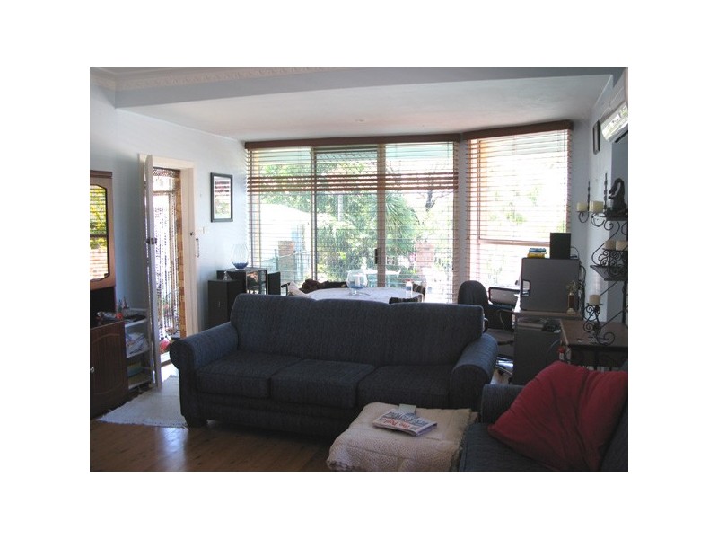 14 Nikkinbah Street, Belmont North NSW 2280