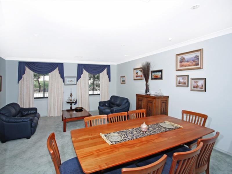 11 The Shores Way, Belmont NSW 2280