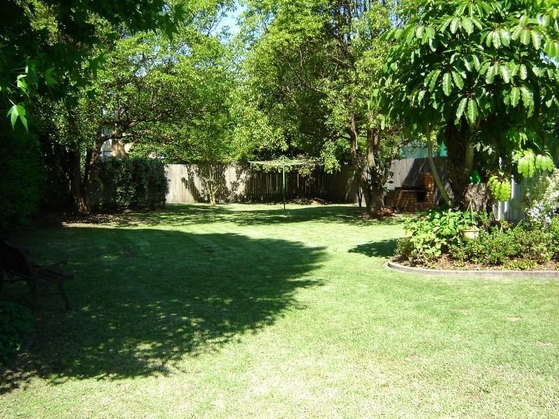 82 Old Belmont Road, Belmont North NSW 2280