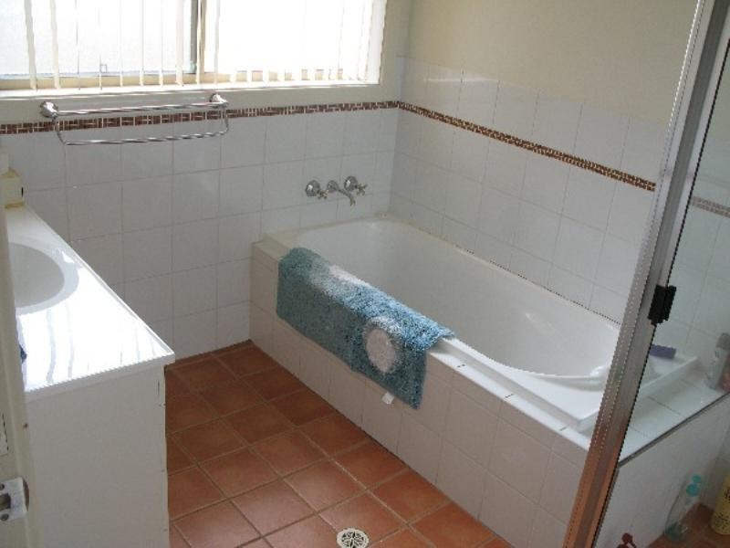 5 Pandorea Way, Valentine NSW 2280