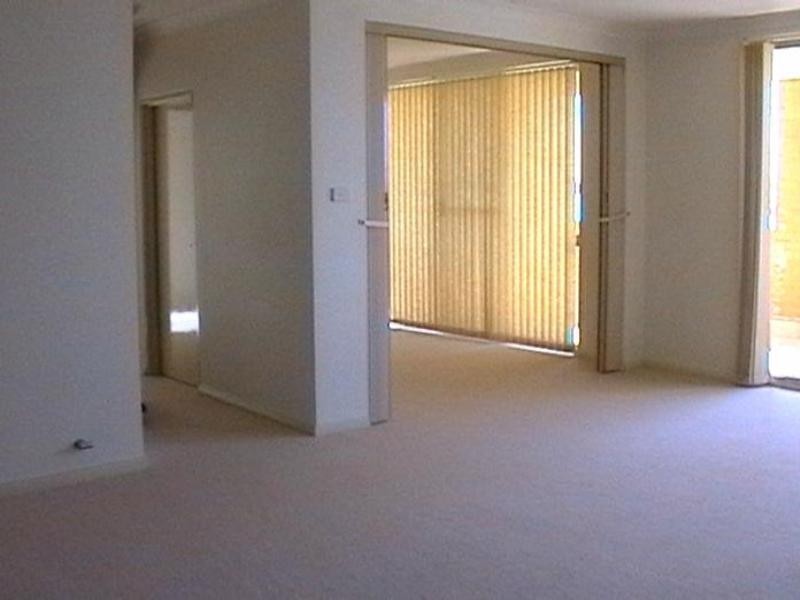 5/ Paris Apartments, Swansea NSW 2281