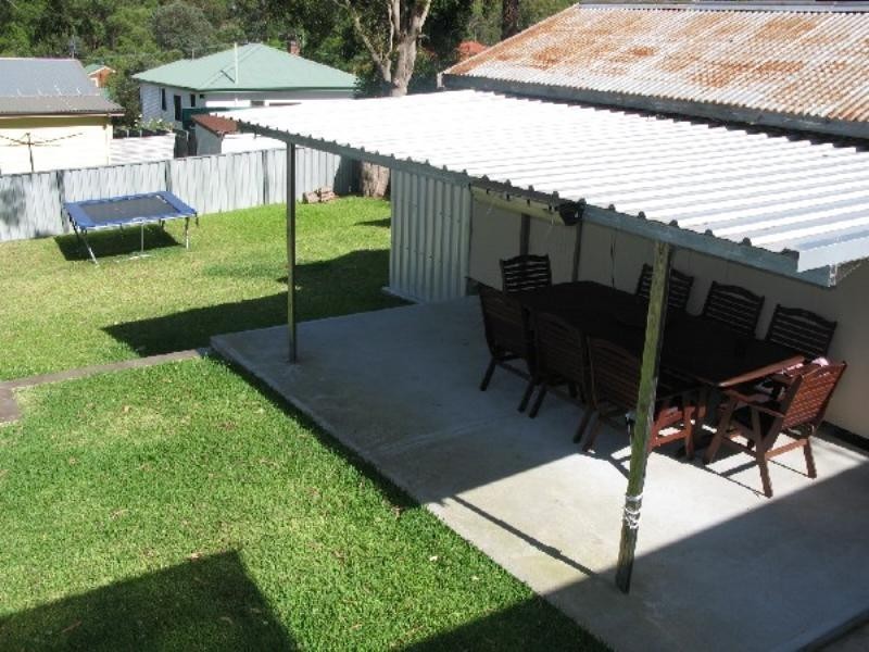 284 Pacific Highway, Belmont North NSW 2280