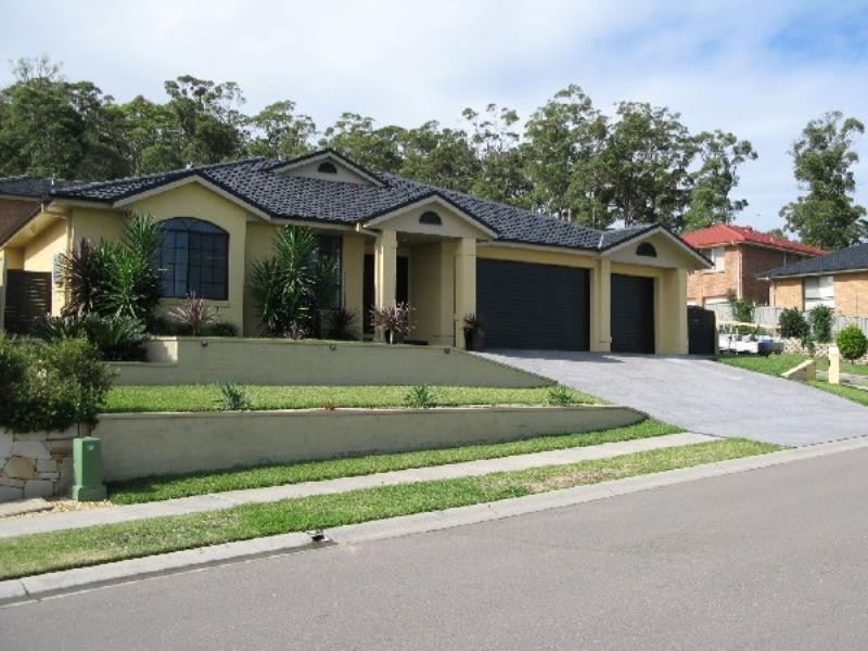 1 Bangalore Place, Cameron Park NSW 2285