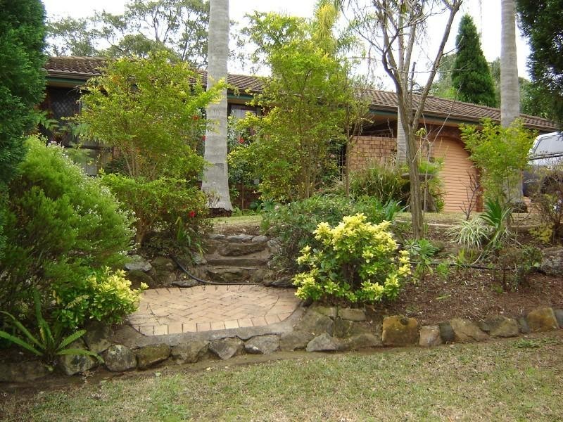 17 Clare Close, Eleebana NSW 2282