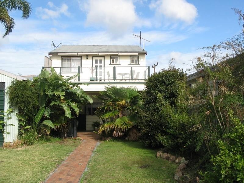 30 Railway Street, Dudley NSW 2290