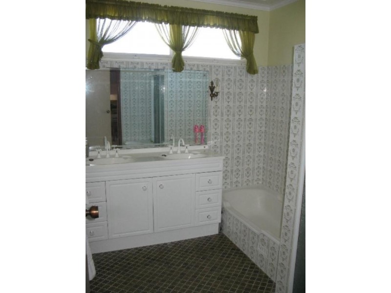 14 Rachael Avenue, Adamstown Heights NSW 2289