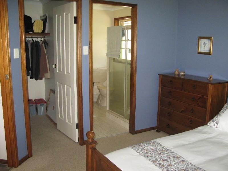 6 Baronet Close, Floraville NSW 2280