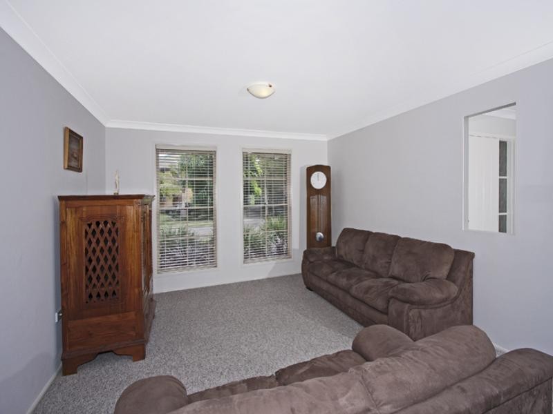 12 Haddon Crescent, Marks Point NSW 2280