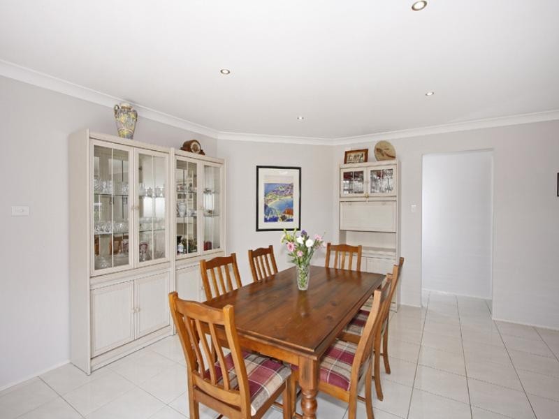 12 Haddon Crescent, Marks Point NSW 2280