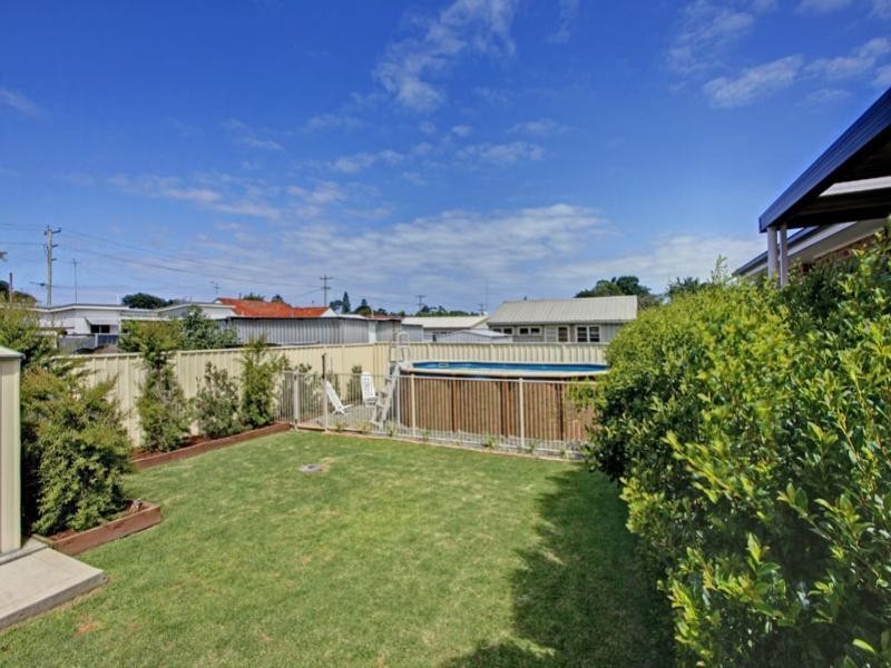 12 Haddon Crescent, Marks Point NSW 2280