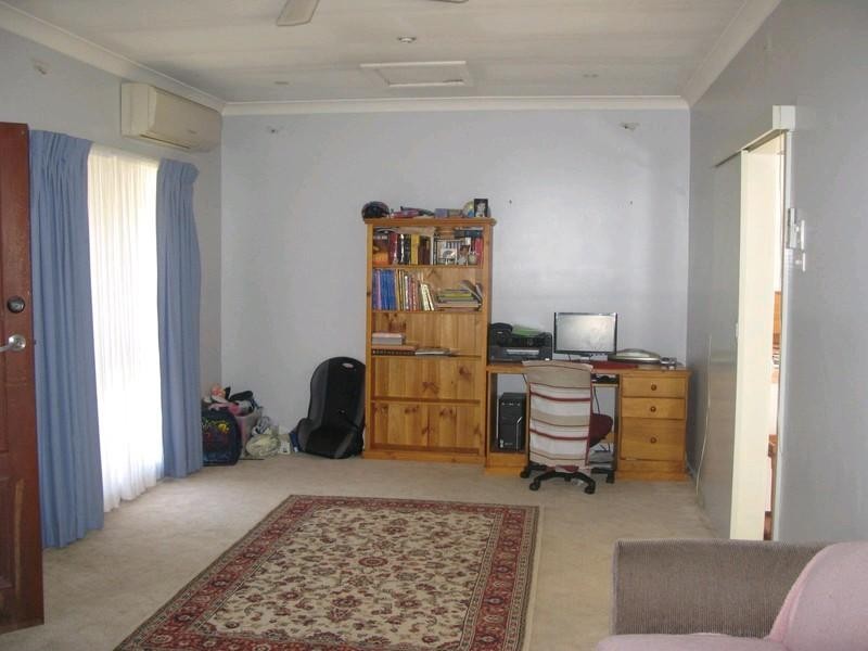 3 Kalaroo Road, Redhead NSW 2290