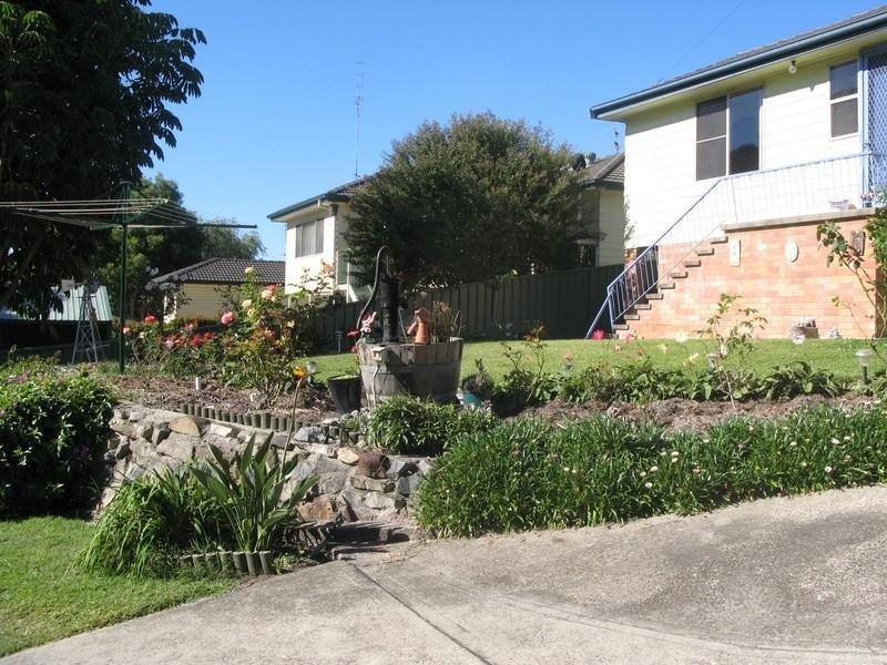57 John Street, Belmont North NSW 2280