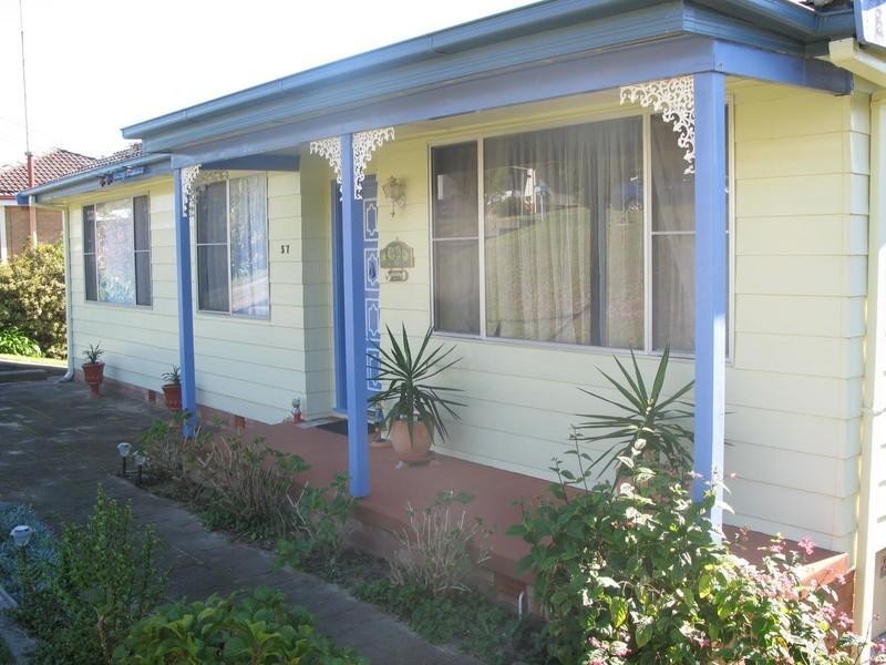 57 John Street, Belmont North NSW 2280