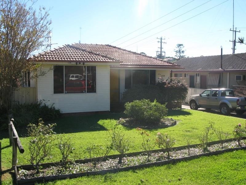 159 Wommara Avenue, Belmont North NSW 2280