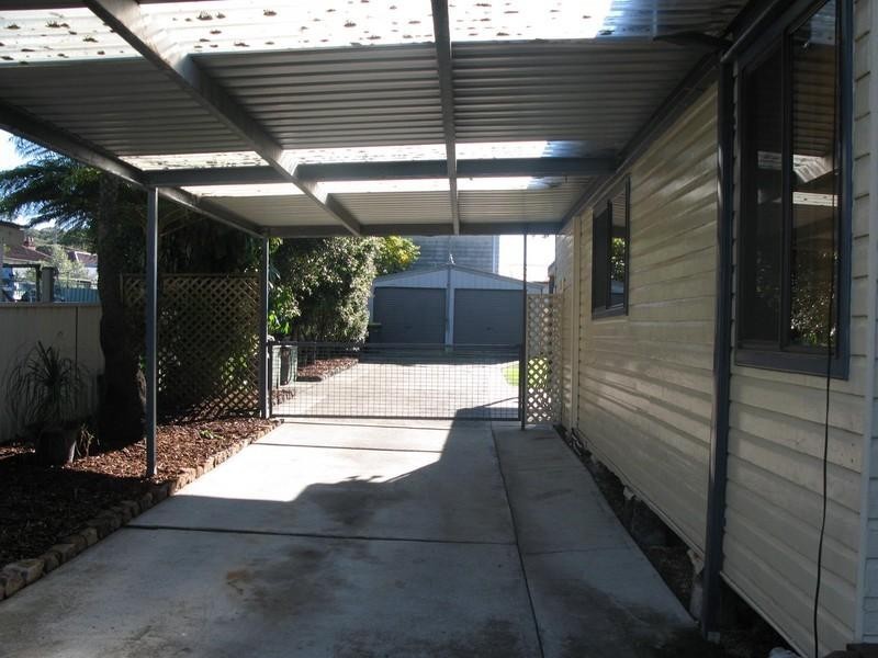 19 York Crescent, Belmont North NSW 2280
