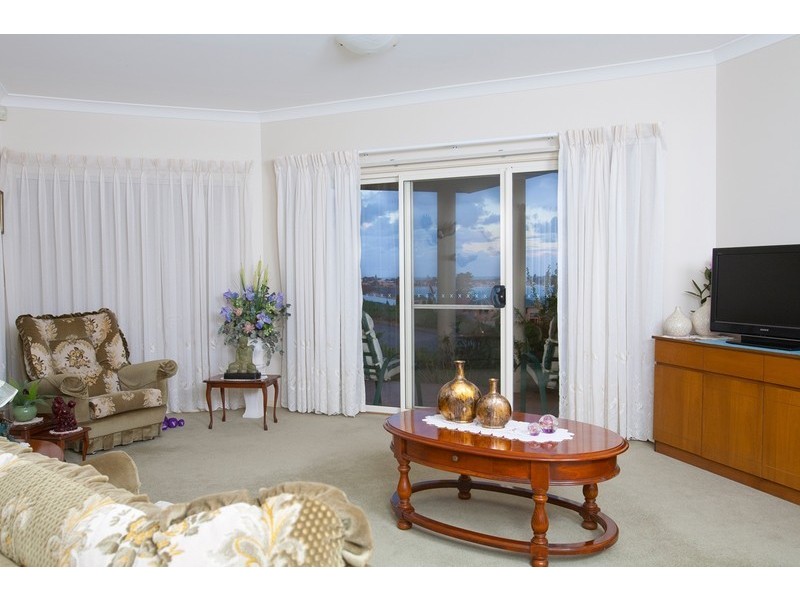 11 The Capstan, Belmont NSW 2280