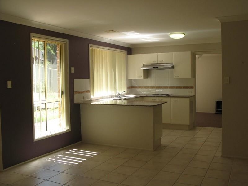 8 Regency Place, Floraville NSW 2280