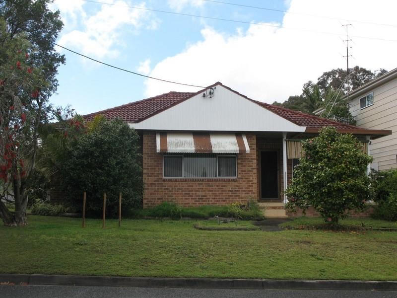 12 Augusta Street, Warners Bay NSW 2282