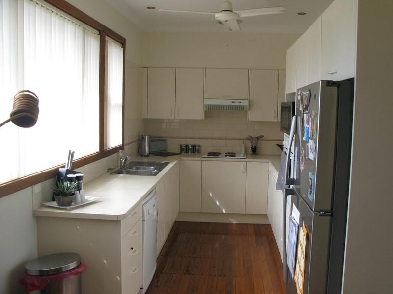 12 Augusta Street, Warners Bay NSW 2282