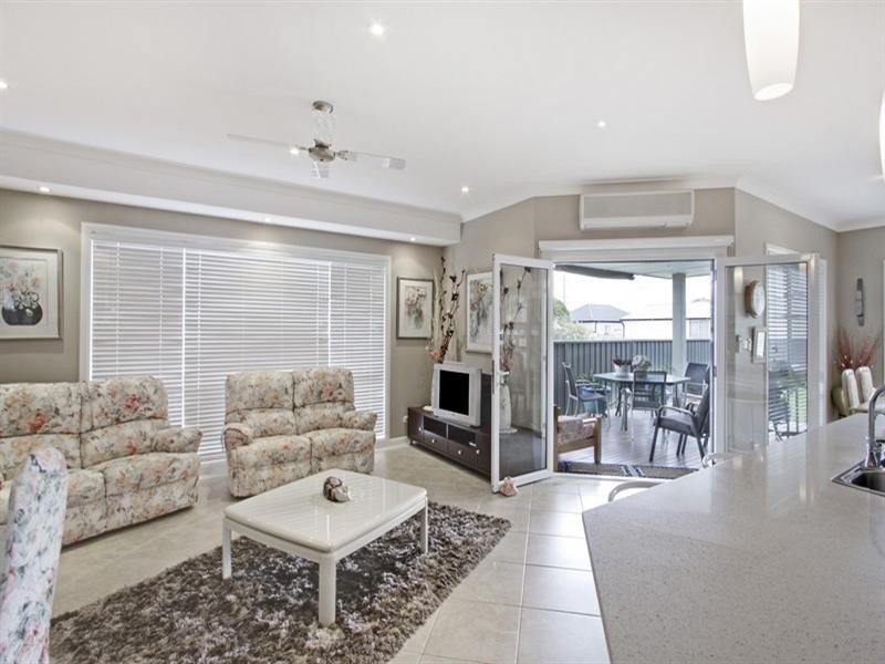 34 Piriwal Street, Pelican NSW 2281