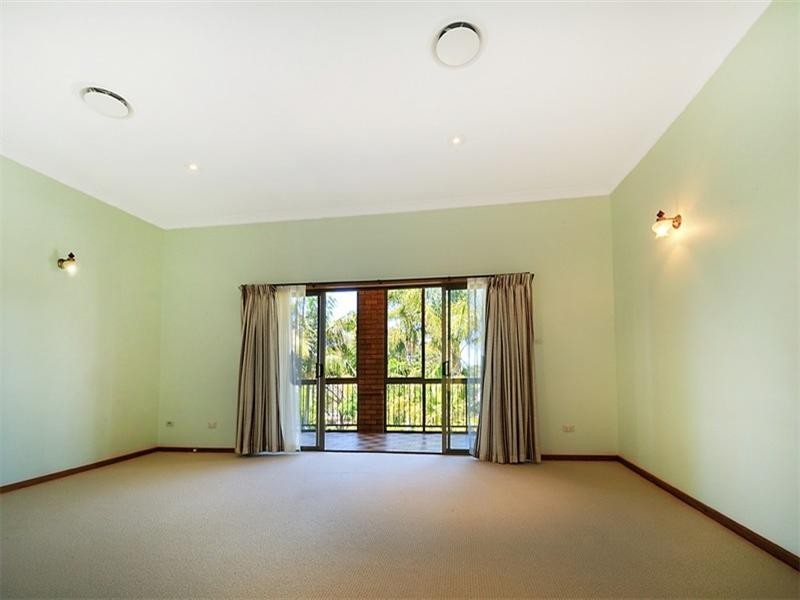 3 Barralong Street, Belmont North NSW 2280
