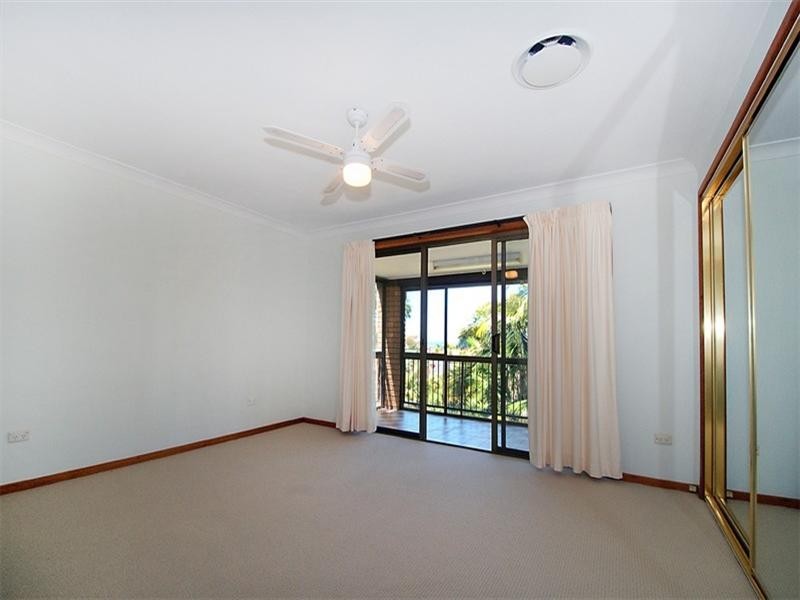 3 Barralong Street, Belmont North NSW 2280