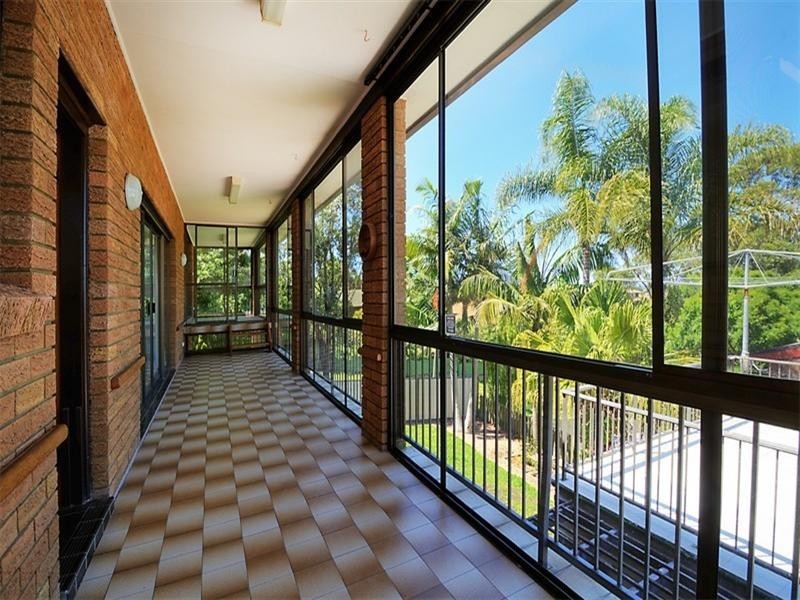 3 Barralong Street, Belmont North NSW 2280
