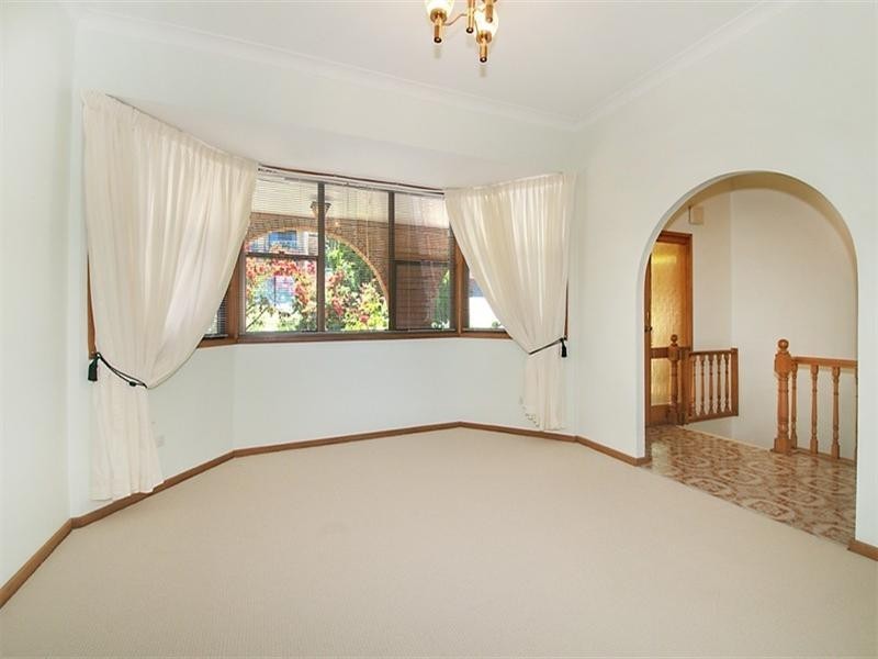3 Barralong Street, Belmont North NSW 2280
