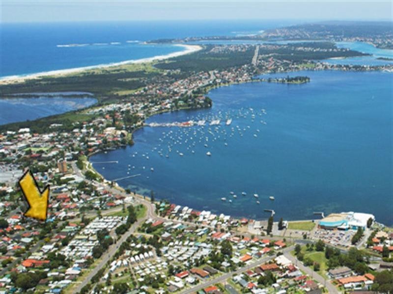 22 Marks Street, Belmont NSW 2280