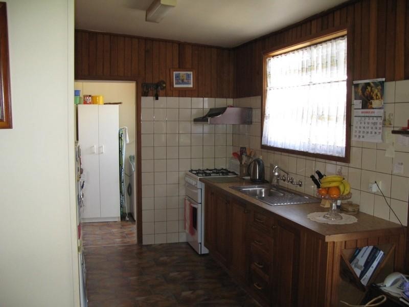 9 Bell Street, Belmont North NSW 2280