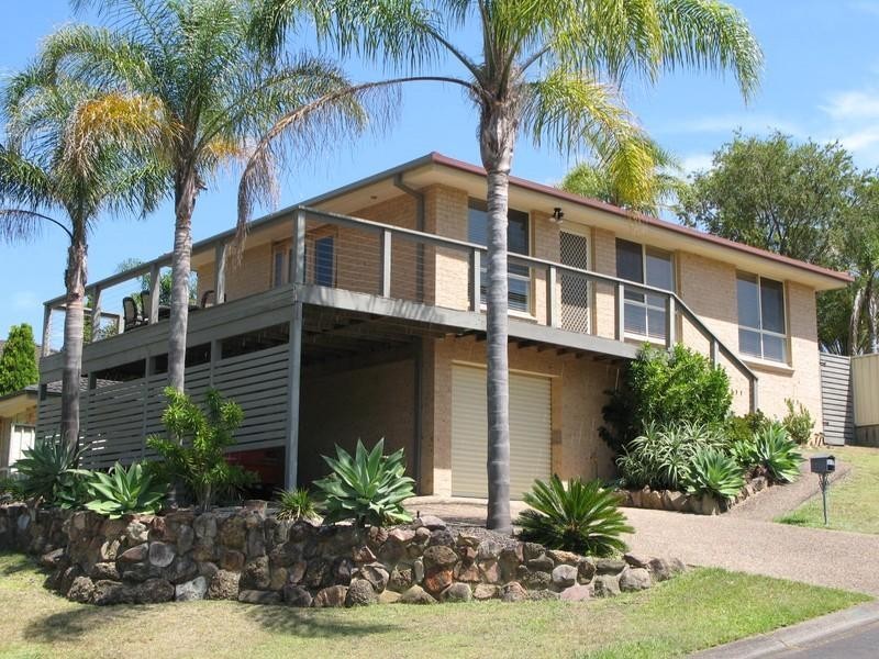 1 Camelot Crescent, Valentine NSW 2280