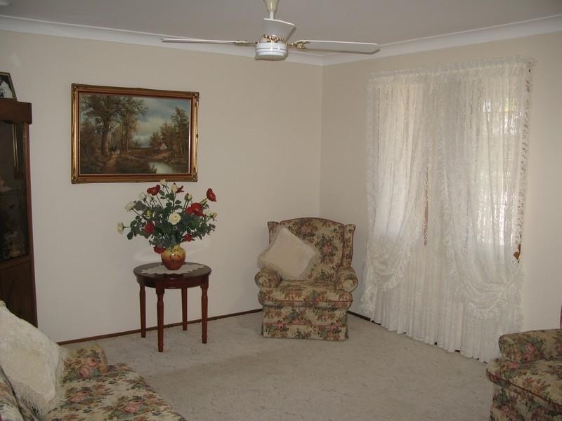 10 Dymock Close, Jewells NSW 2280