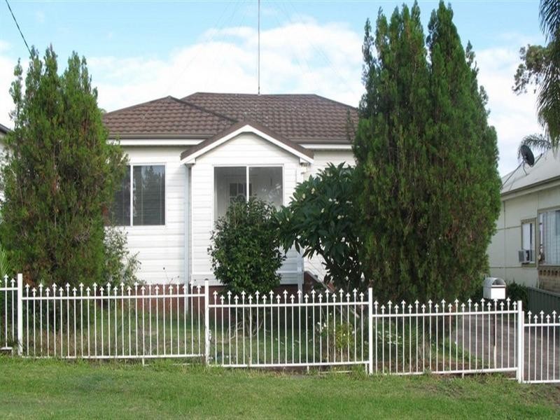 23 Jean Street, Belmont NSW 2280