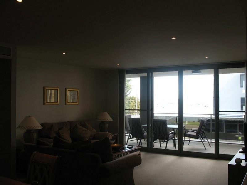 302/13-17 Edgar Street, Belmont NSW 2280