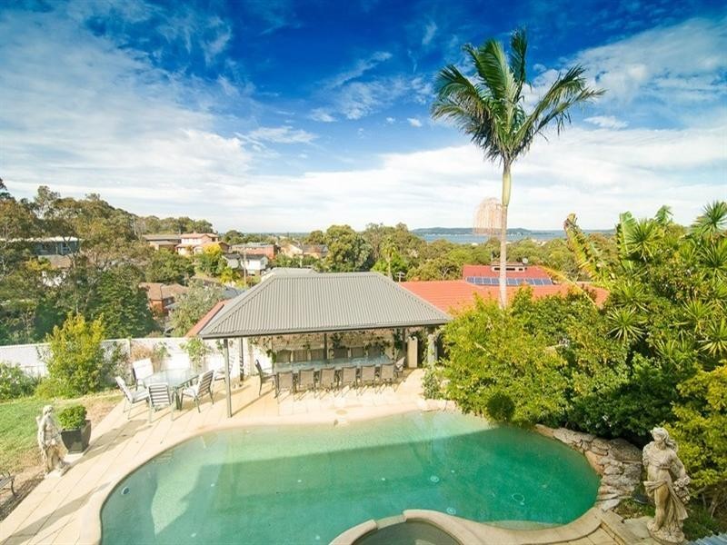 25 Spinnaker Ridge Way, Belmont NSW 2280