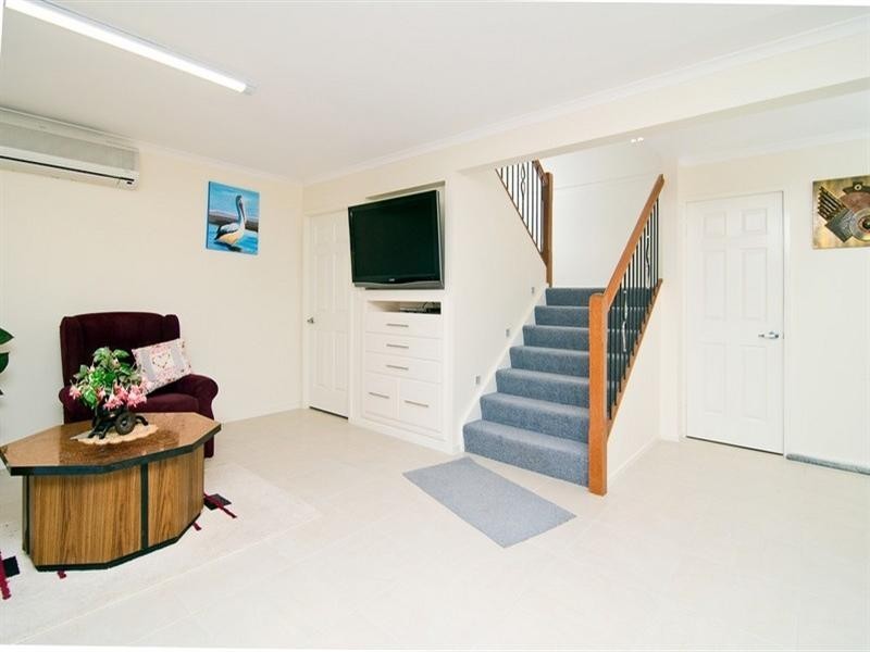 25 Spinnaker Ridge Way, Belmont NSW 2280