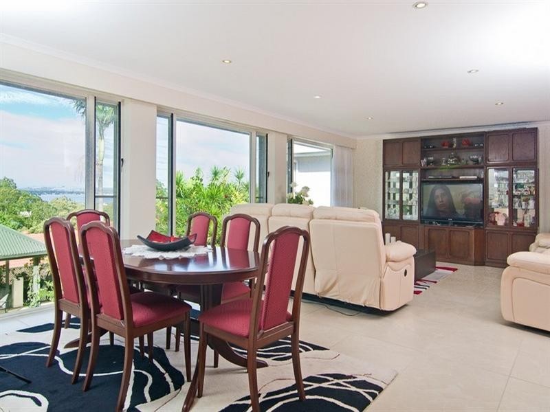 25 Spinnaker Ridge Way, Belmont NSW 2280